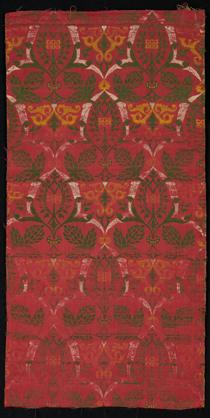 Fragment: textile by Probably Granada, Spain, Nasrid dynasty (1230–1492), late 15th century.