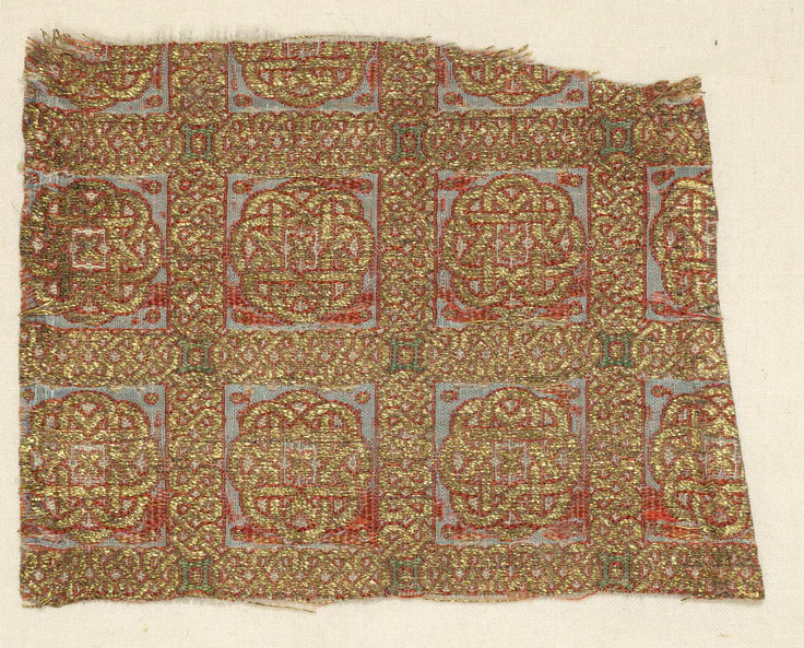 Fragment with stars in stacked squares, from a dalmatic of San Valero: lampas with areas of double cloth: silk and gold thread, 1200s.