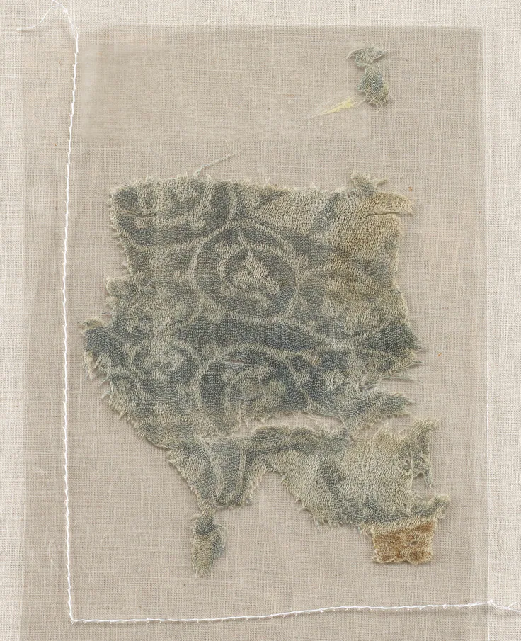 Fragment with Octagons and Four-Pointed Stars: lampas weave, silk, before 1949.