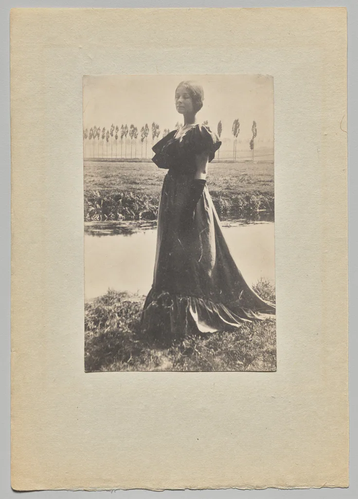 Italy: platinum print mounted to Japanese paper by Gertrude Käsebier, c. 1889.